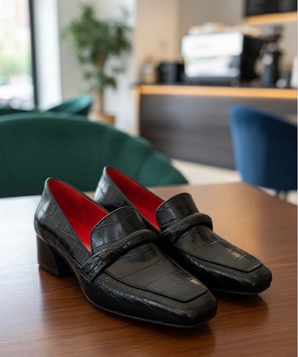 کفش چرم طبیعی غزال سایز ۳۶ تا ۴۱