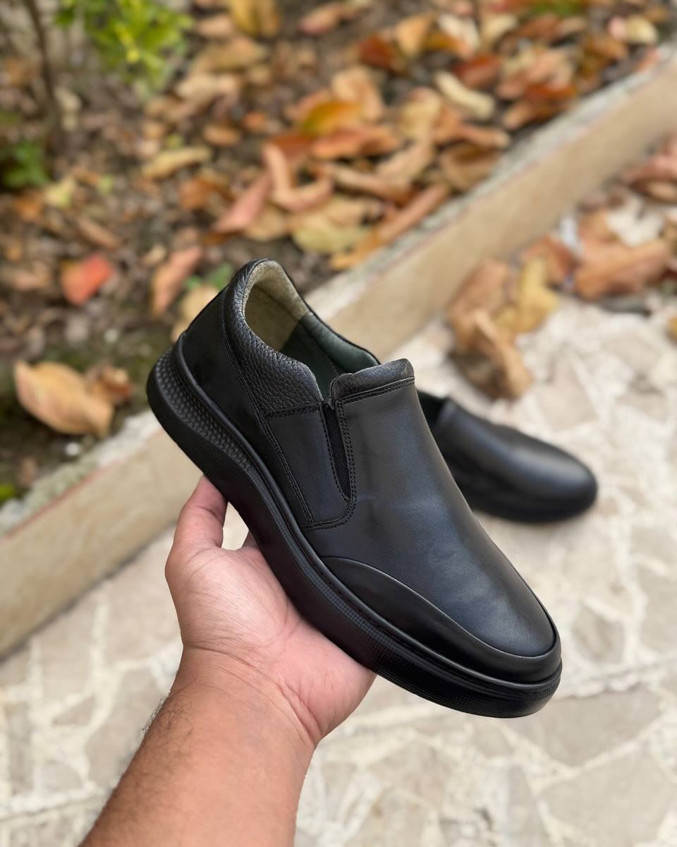 کفش مردانه  چرم طبیعی گاوی ( کد۱۰۸)